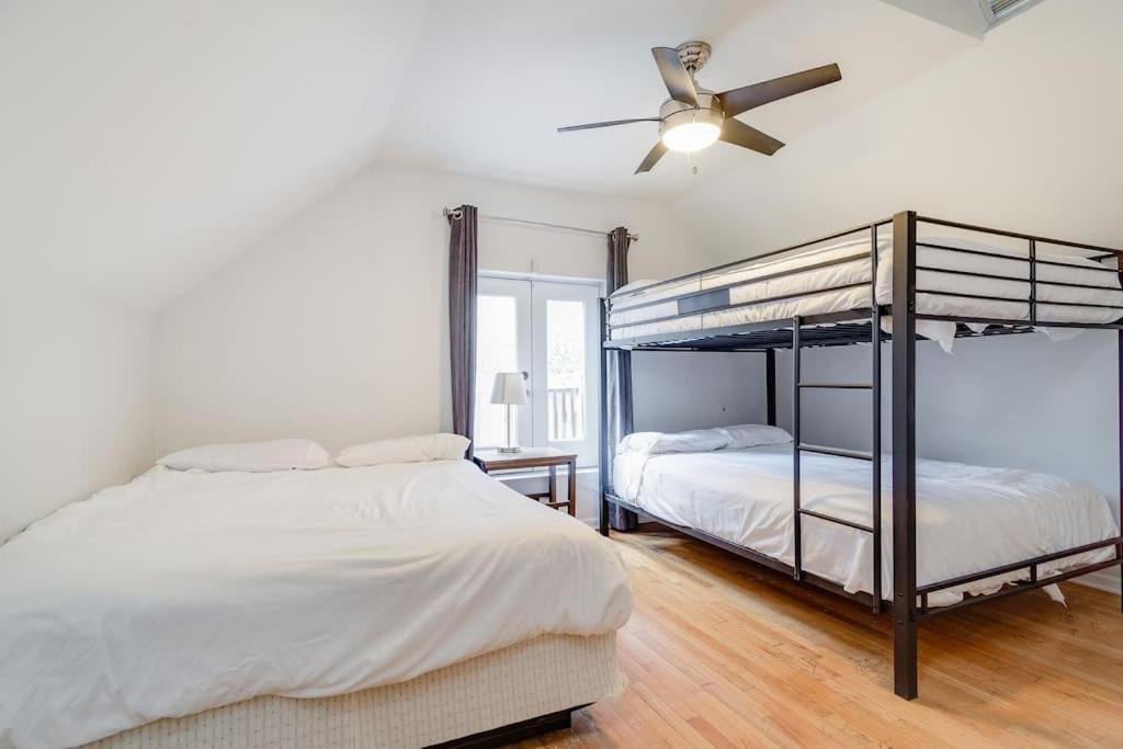 Lincoln Park Living - 3 Queen Beds - Sleeps 6 Чикаго Екстер'єр фото